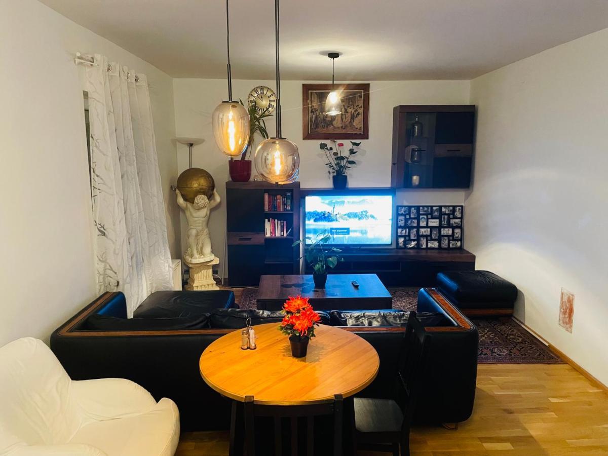Room In City Center Near U6,U3 And Westbahnhof Wien Exterior foto